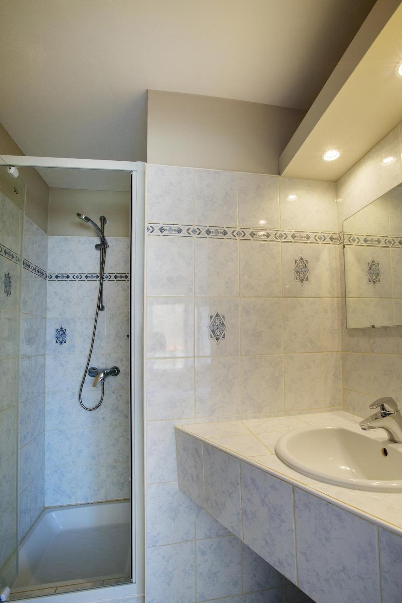 Отель Gab House Брон Номер фото